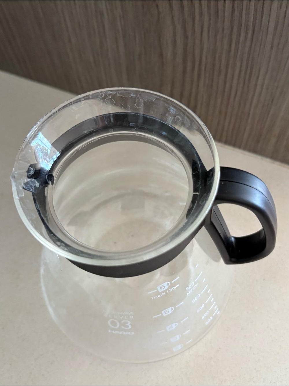 HARIO Clear Glass Coffee Server with Black Handle - Picture 6 of 9
